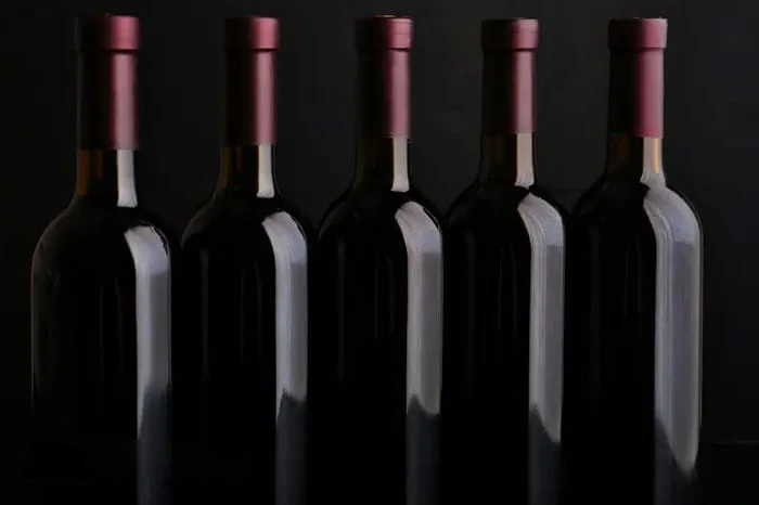 wine bottle black