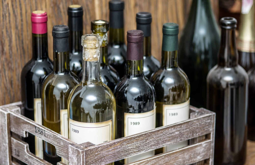 Why are wine bottles different colors?