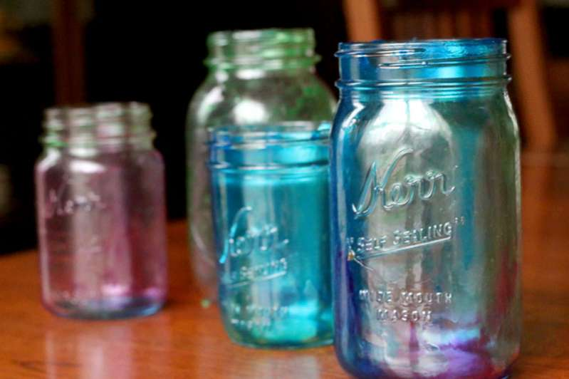 How to paint glass jars