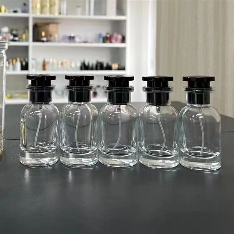 Advantages of 100ml Glass Bottles Wholesale